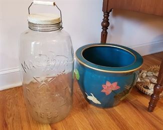 Large  collector Jar
