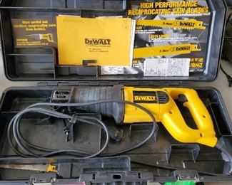 Dewalt saw