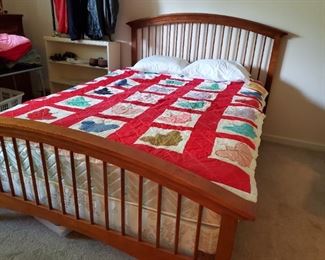 Modern full size bed and mattress set