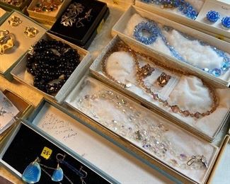 aurora borealis sets