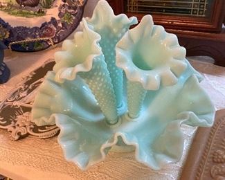 Fenton hobnail epergne