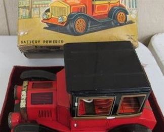 Drop-Head Coupe Battery Operated Tin Car w/Box