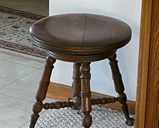Antique Piano Stool with Glass Feet