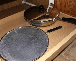 Revere Ware pan and spatter lid