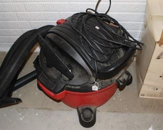 Shop vac - garage vacuum