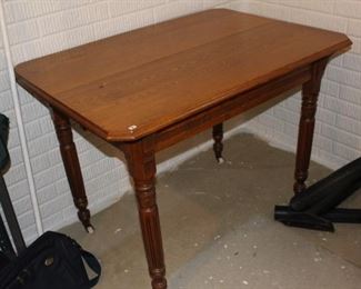 Antique oak kitchen table, pre 1900