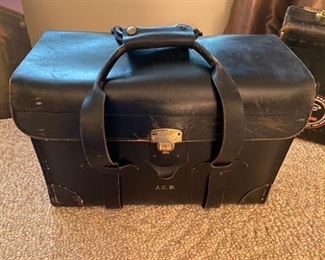 Vintage Delta flight bag