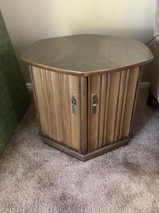 Memorial Northwest Estate Auction ONLINE... starts on 6/23/2021