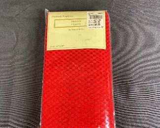 Red Damask Linen Dinner Napkins Set of 4 NEW