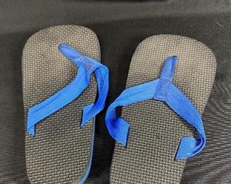 Retro Black Blue Flat Foot Flip Flops