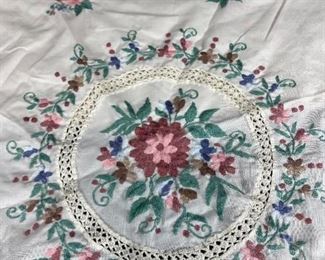 Vintage Round Embroidered Floral Table Cloth