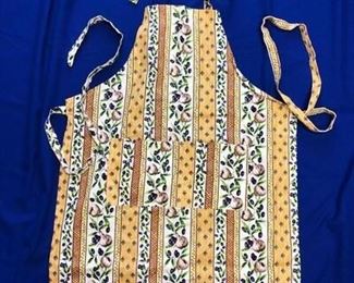 Apron, kitchen, black olives and mushrooms