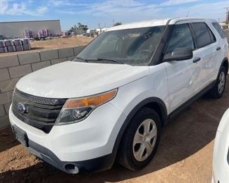 200: 2013 Ford Explorer 4wd
Year: 2013
Make: Ford
Model: Explorer
Vehicle Type: Multipurpose Vehicle (MPV)
Mileage:
Plate:
Body Type: 4 Door Wagon
Trim Level: Police
Drive Line: 4WD
Engine Type: V6, 3.7L; FFV
Fuel Type: Gasoline/E85
Horsepower:
Transmission:
VIN #: 1FM5K8AR6DGC40755