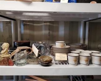 4076
Noritake Set, Corvette Coffee Mug, Ash Trays And More
Noritake Set, Corvette Coffee Mug, Ash Trays And More