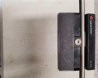 082
Sentry Lockbox
Sentry Lockbox