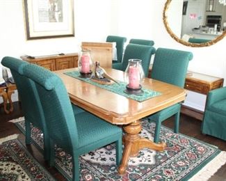 DINING TABLE WITH 8 CHAIRS