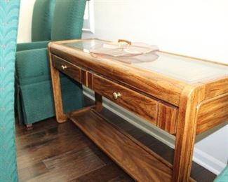 SOFA TABLE