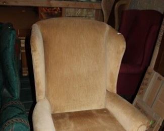 WINGBACK CHAIR