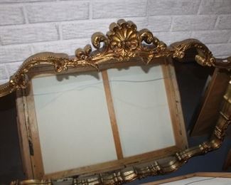 DECORATIVE MIRROR