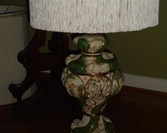 Green & white porcelain lamp w/fringe shade