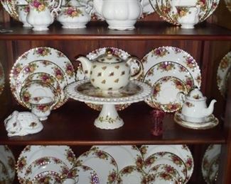 7 Sets of Dishes:  # 7 - Royal Albert bone china England  1962 'Old Country Roses'  pattern   60 pcs