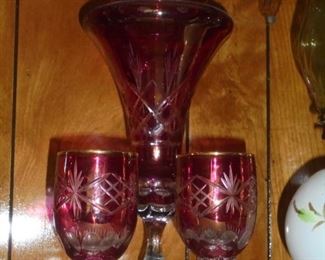 Rose pink 2 stemmed glasses w/matching decanter