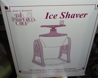 Pampered Chef Ice Shaver in box