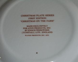 1st edition Christmas on the Farm  Avon  1973