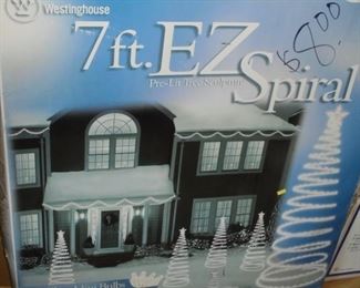 7 ' EZ Spiral Christmas tree