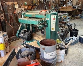 Grizzly G5851Z 24" Variable Speed Planer Stand and Shopfax wheels