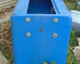 BOAT MOTOR TEST TANK