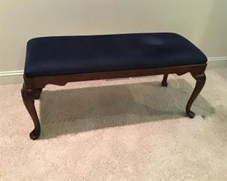 Attractive Queen Anne Style Fireside Bench