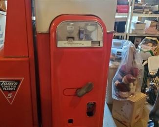 Vendo 44 Coke Machine