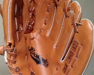 Channel 9 Chattanooga Lookouts Coca Cola Youth 1St Baseman's Glove  New