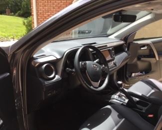 Dashboard View of 2018 Toyota RAVE4 LIMITED 