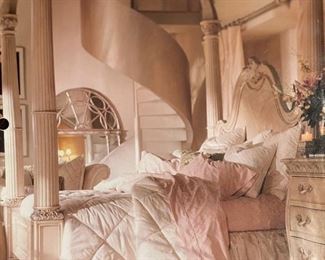 Henredon Visage Vienne Canopy Four Poster Bed