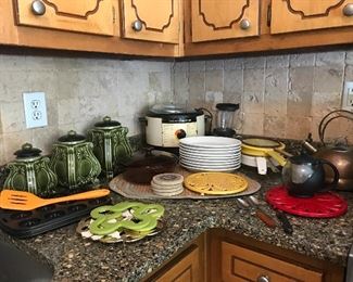 Kitchenware and decor