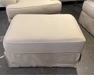 HAVERTY'S NEUTRAL COLORED OTTOMAN
