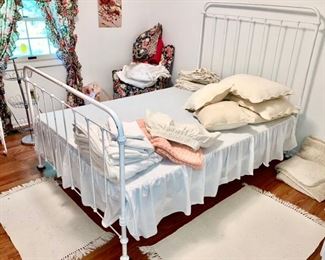 Vintage full size iron bed