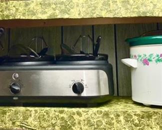 Kitchen serving/warming tray, crock pot