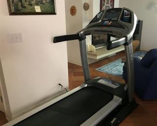 REDUCED!  $525.00 NOW, WAS $700.00.............Like New Horizon Elite T9-02 Treadmill  Purchased: 1/7/2019.  Owner’s manual and tools provided. *MUST BE DISSEMBLED TO MOVE