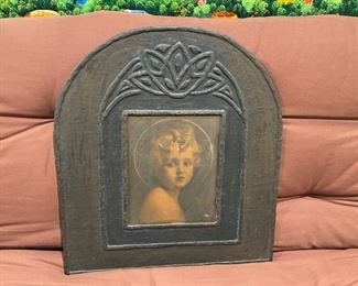 REDUCED!  $30.00 NOW, WAS $40.00..............Vintage Cherub Picture in Curved Top Frame
22”L x 24.5”H