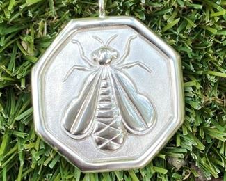 Slane & Slane XL sterling bee pendant