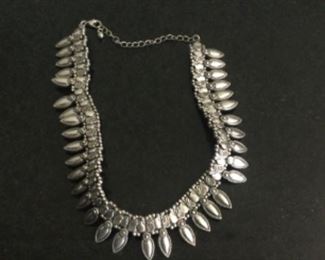Costume Jewelry Silver Leaf Choker
