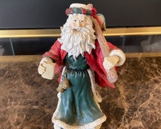 Small Santa Clause Statue