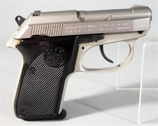 Beretta 3032 Tomcat .32 Auto Pistol SN# DAA396835, 2 Total Mags, In Hard Case And Box