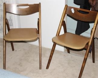 Vintage 1960's  a pair of wood folding chairs - Good Condition   $25.00pair