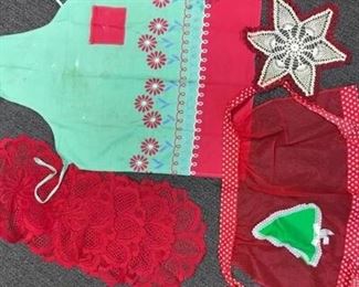Vintage Christmas Linen Lot Aprons, doilies, red and green