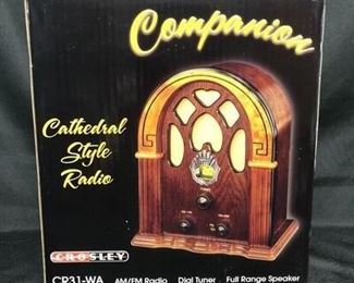 Vintage Styled AM FM Radio in Box