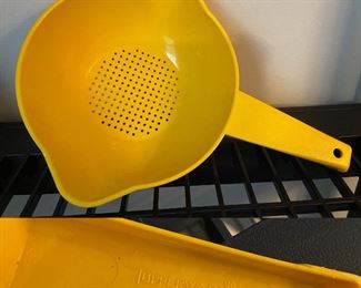 Vintage Tupperware Strainer